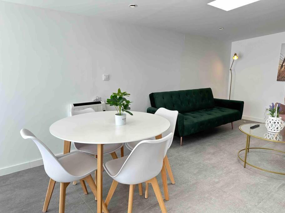 Luxury Penthouse, Heart Of Vigoアパートメント エクステリア 写真
