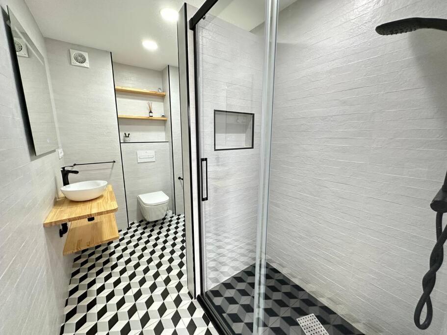 Luxury Penthouse, Heart Of Vigoアパートメント エクステリア 写真