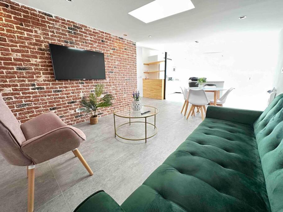Luxury Penthouse, Heart Of Vigoアパートメント エクステリア 写真
